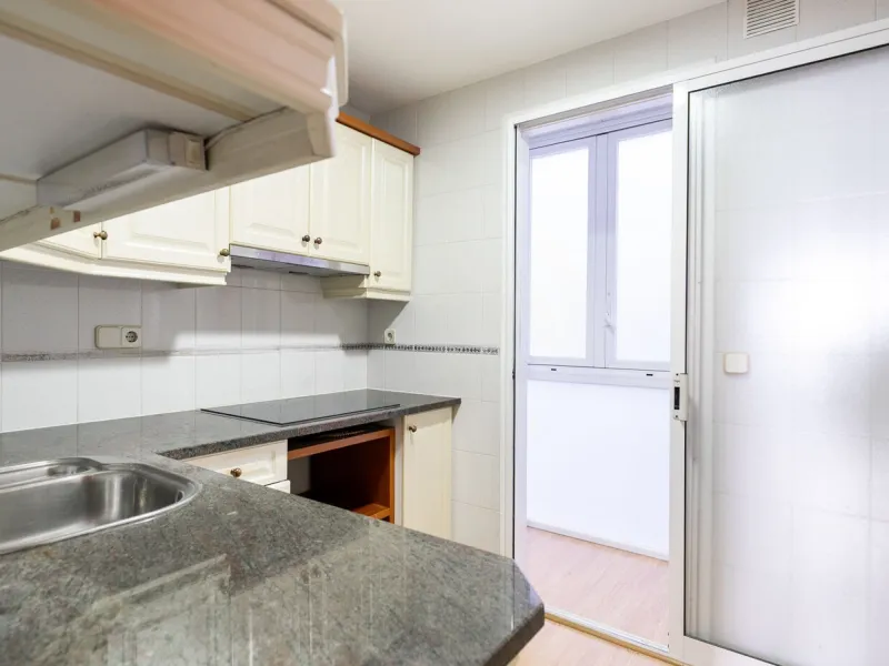 Your Charming Retreat in the Heart of Les Corts, Barcelona
