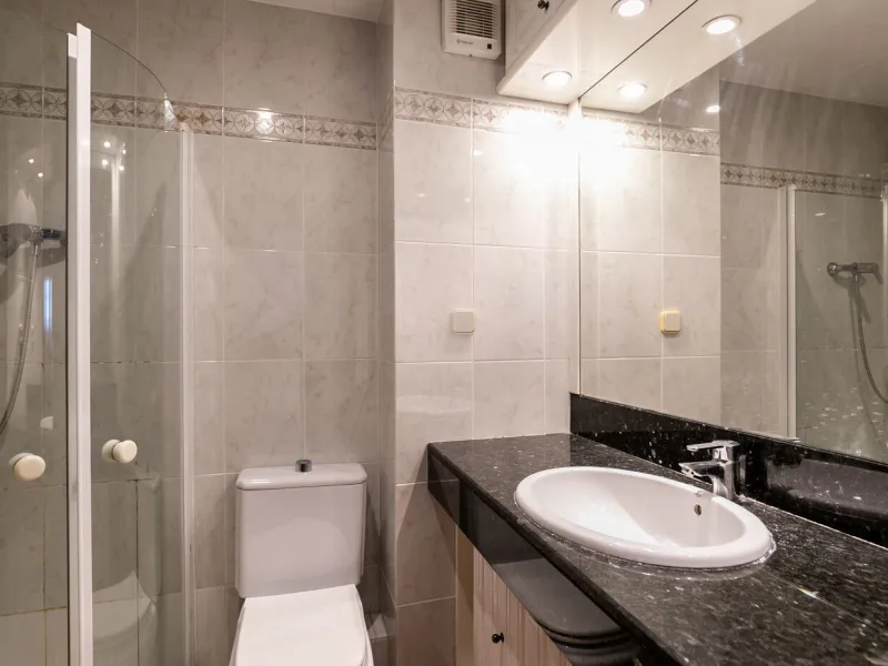 Your Charming Retreat in the Heart of Les Corts, Barcelona