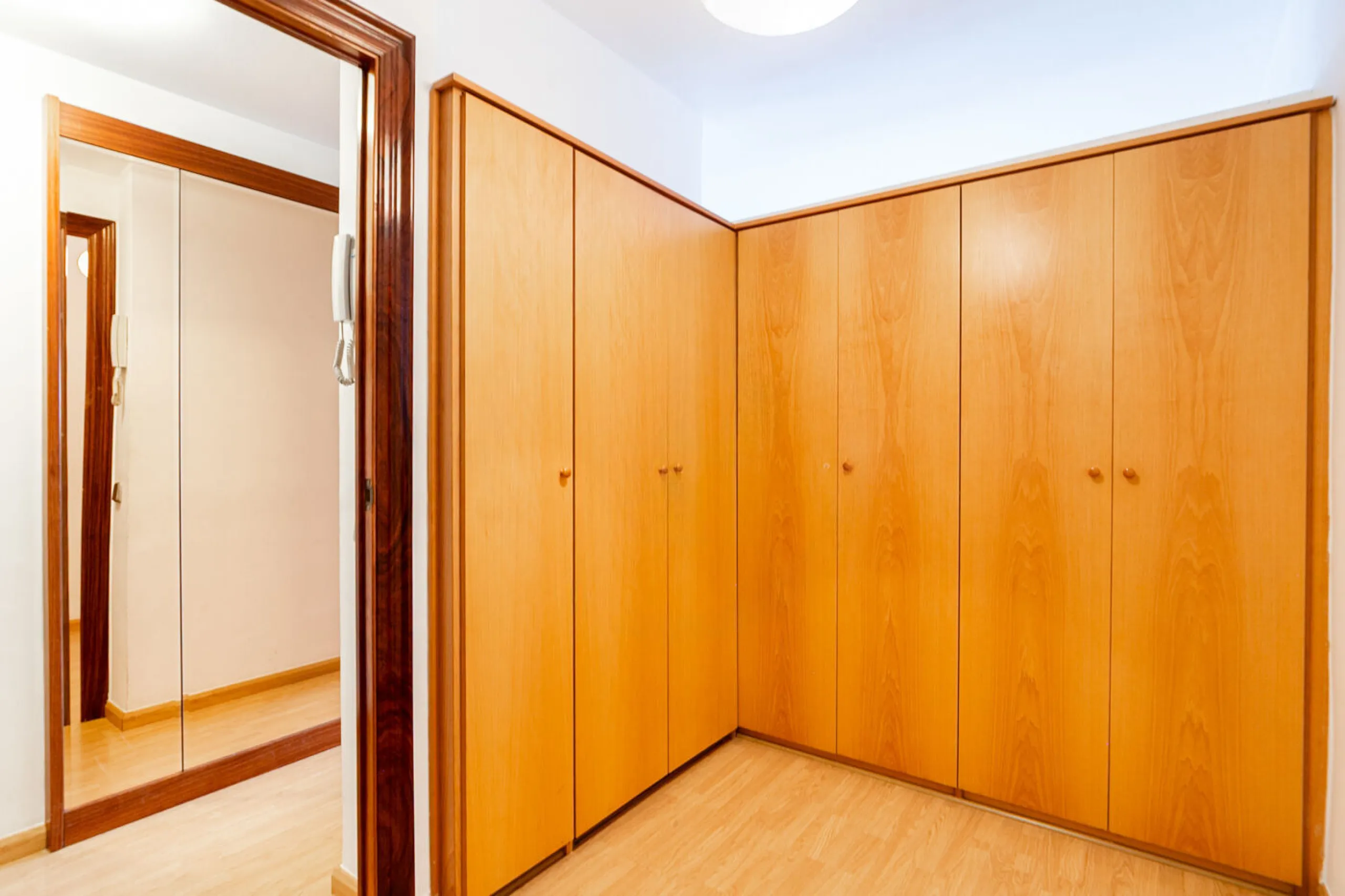 Your Charming Retreat in the Heart of Les Corts, Barcelona