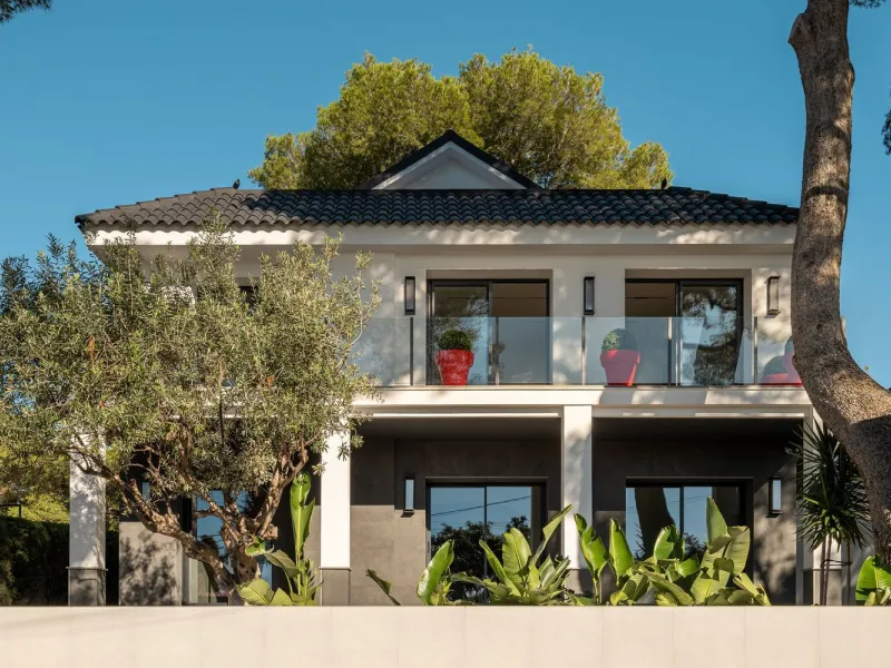 Moderne Villa im Neubau mit Meerblick in Bellamar, Castelldefels