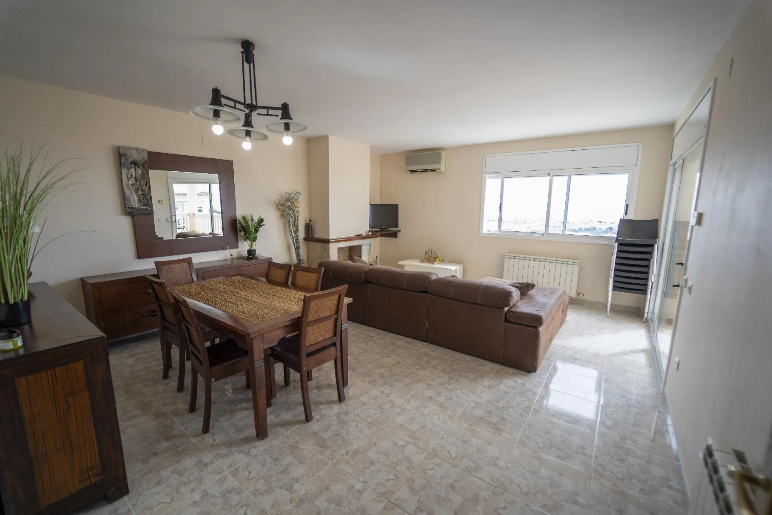 Villa elegante con vistas al mar en Coma-Ruga, Costa Dorada