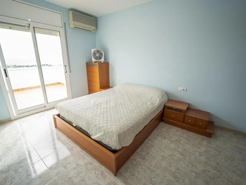 Villa elegante con vistas al mar en Coma-Ruga, Costa Dorada
