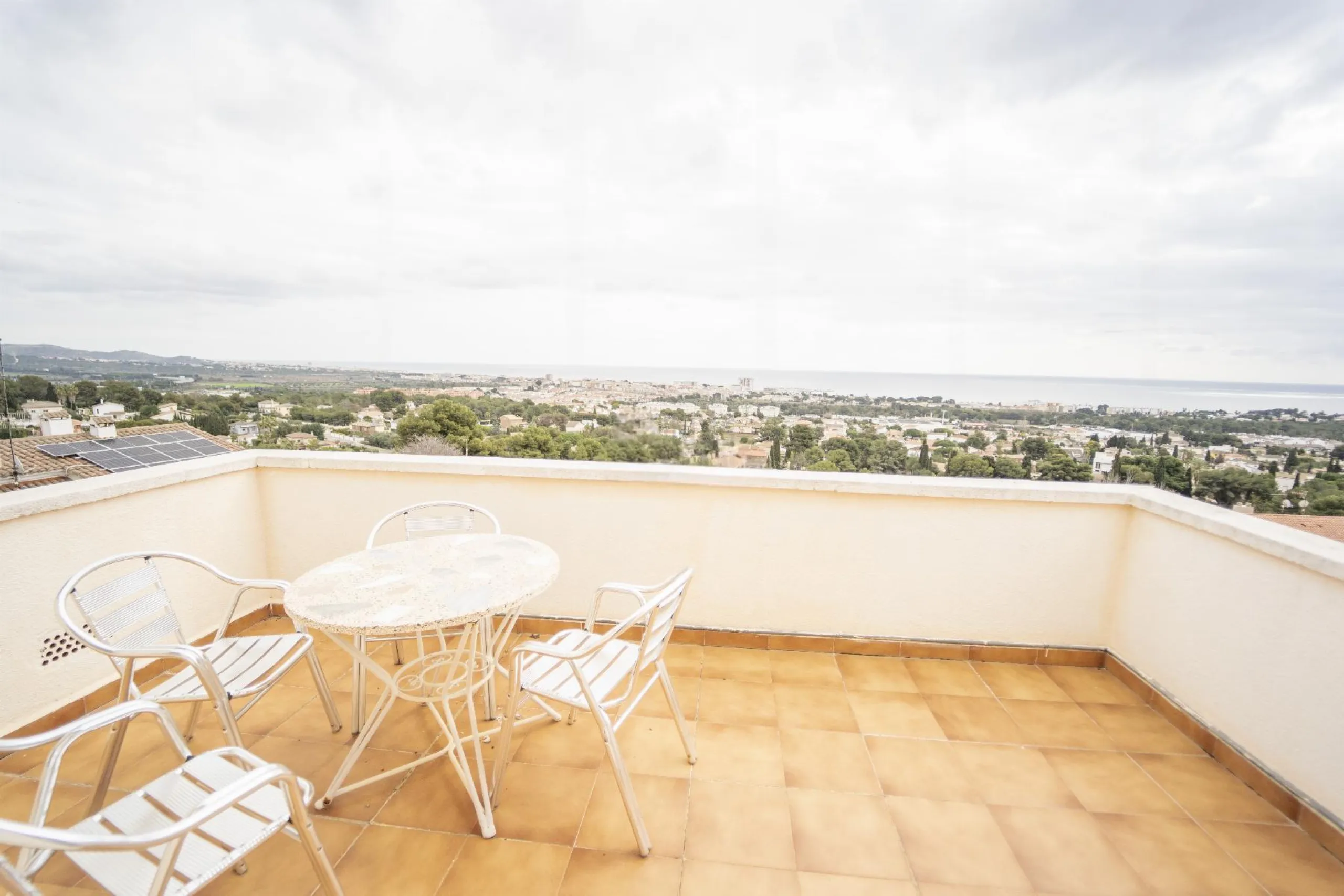 Villa elegante con vistas al mar en Coma-Ruga, Costa Dorada