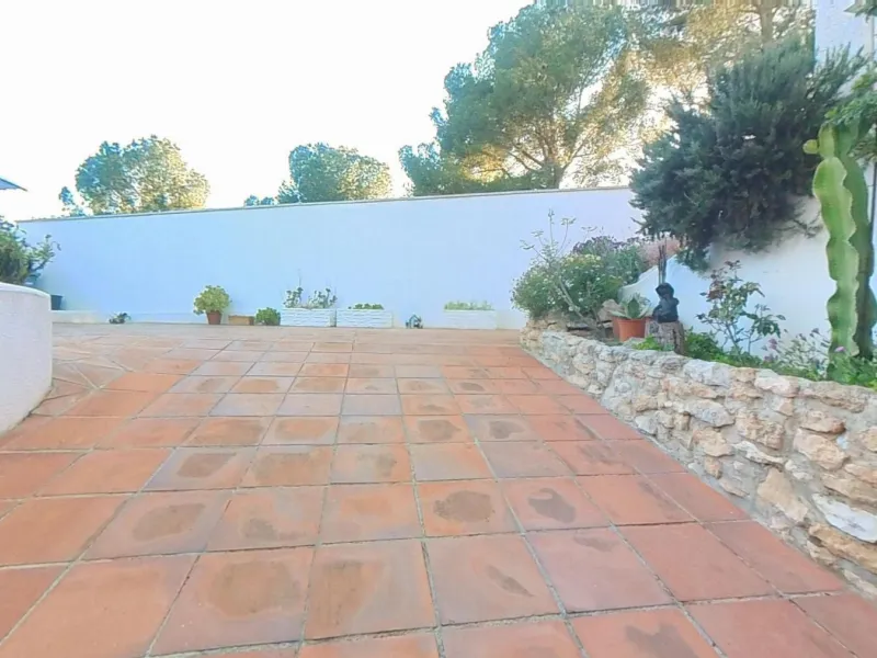 Spacious House by the Sea in Coma Ruga, Costa Dorada