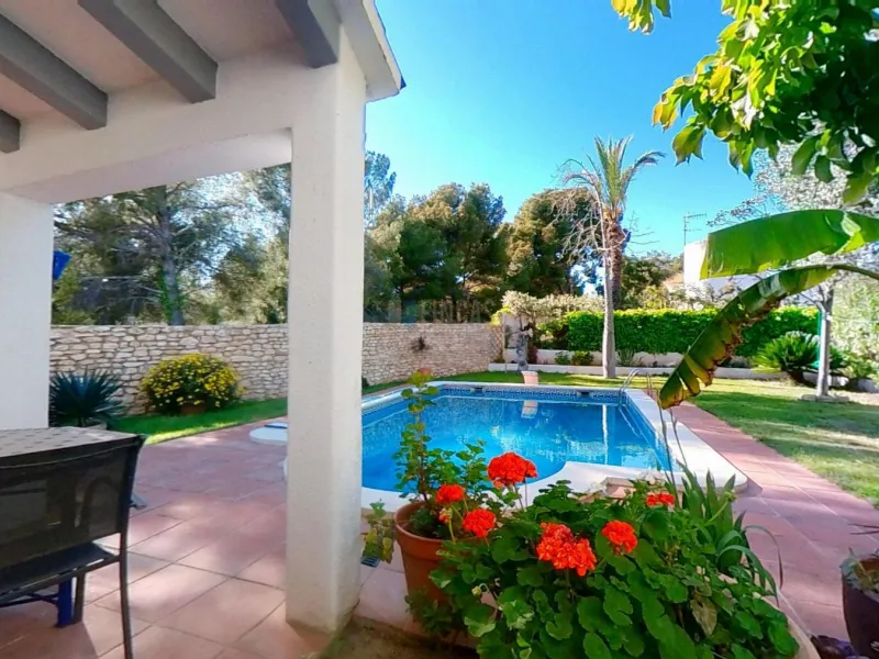 Spacious House by the Sea in Coma Ruga, Costa Dorada