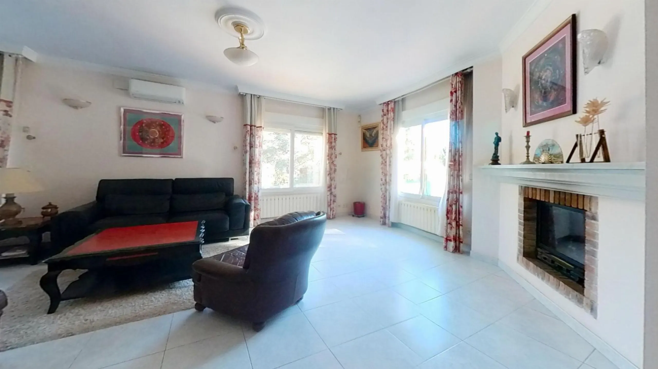 Spacious House by the Sea in Coma Ruga, Costa Dorada