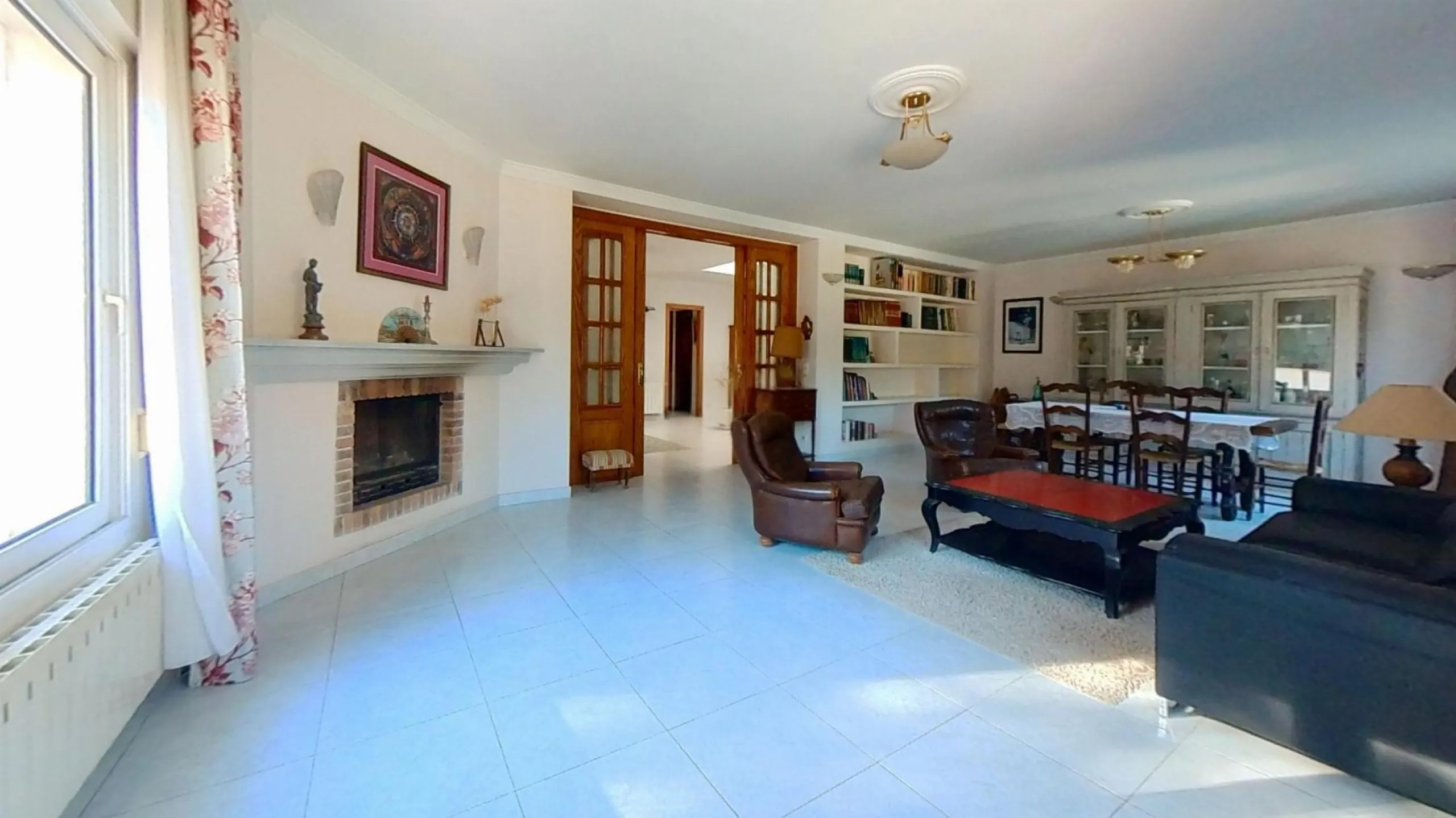 Spacious House by the Sea in Coma Ruga, Costa Dorada