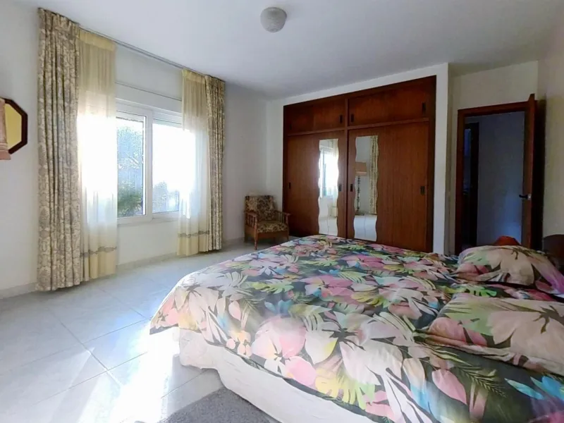 Spacious House by the Sea in Coma Ruga, Costa Dorada