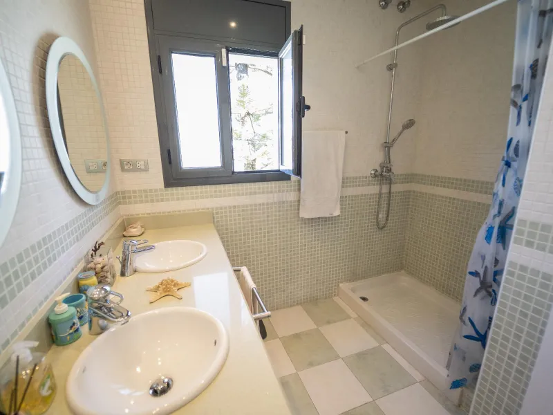 Elegant Villa with Panoramic Sea and Mountain Views in Coma-Ruga, Costa Dorada 