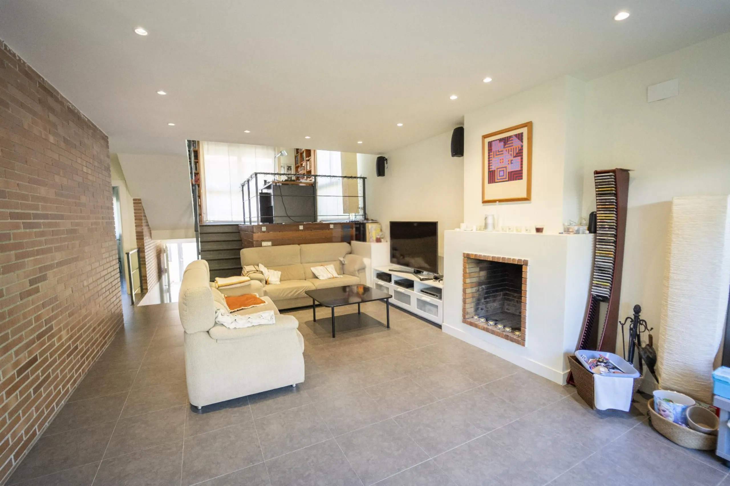 Elegant Villa with Panoramic Sea and Mountain Views in Coma-Ruga, Costa Dorada 