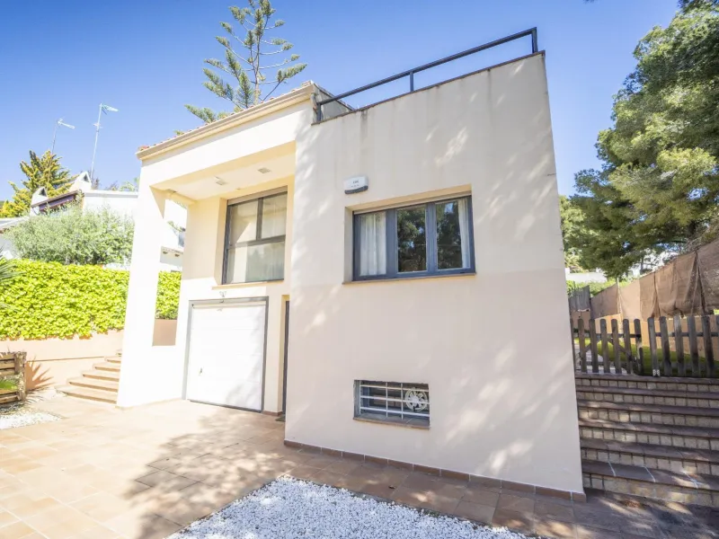 Elegant Villa with Panoramic Sea and Mountain Views in Coma-Ruga, Costa Dorada 