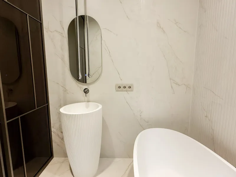 Luxury Apartment in Eixample, Barcelona — Italian Style and Historic Chic