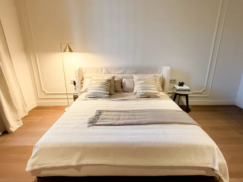 Luxury Apartment in Eixample, Barcelona — Italian Style and Historic Chic