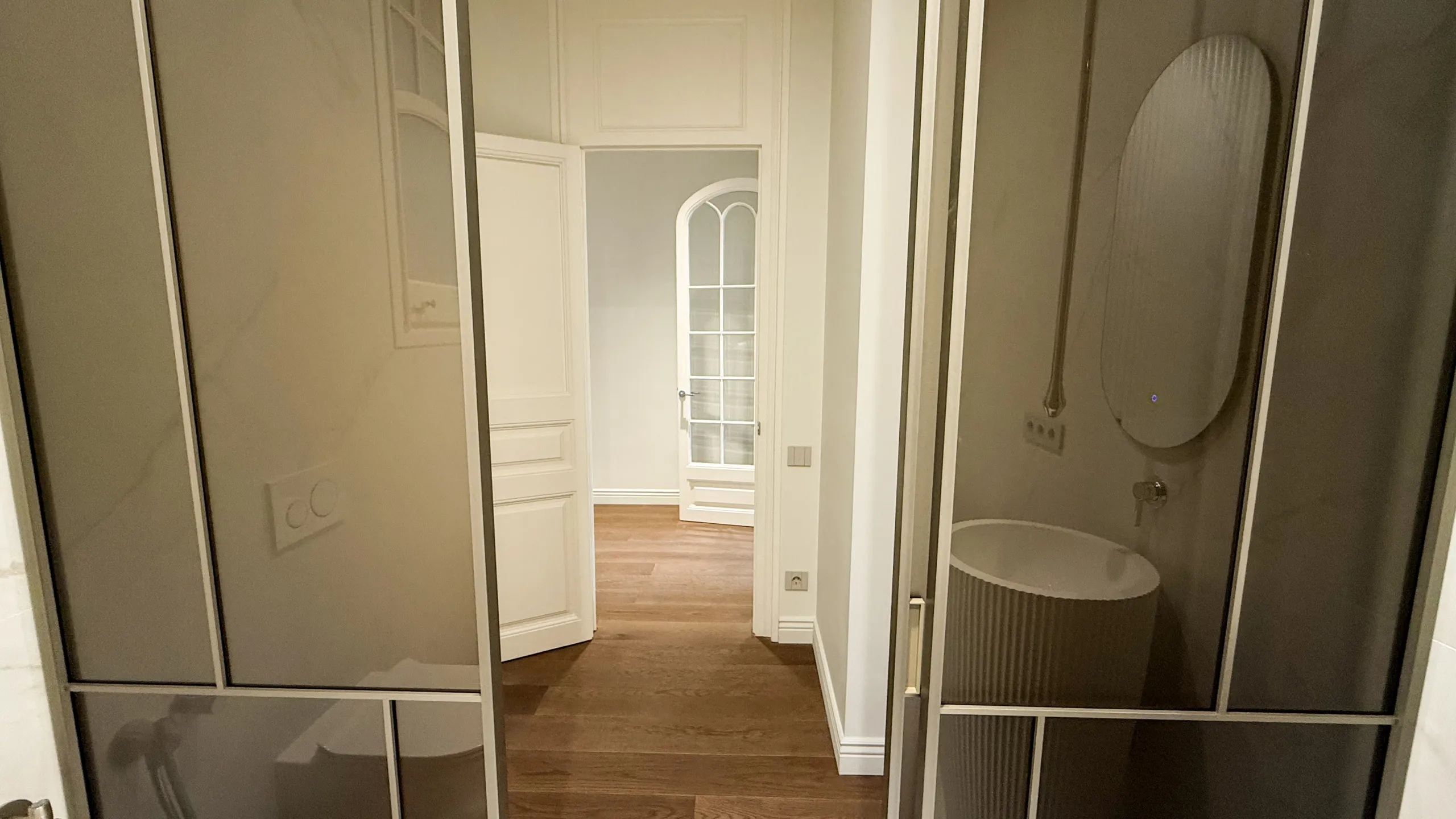 Luxury Apartment in Eixample, Barcelona — Italian Style and Historic Chic