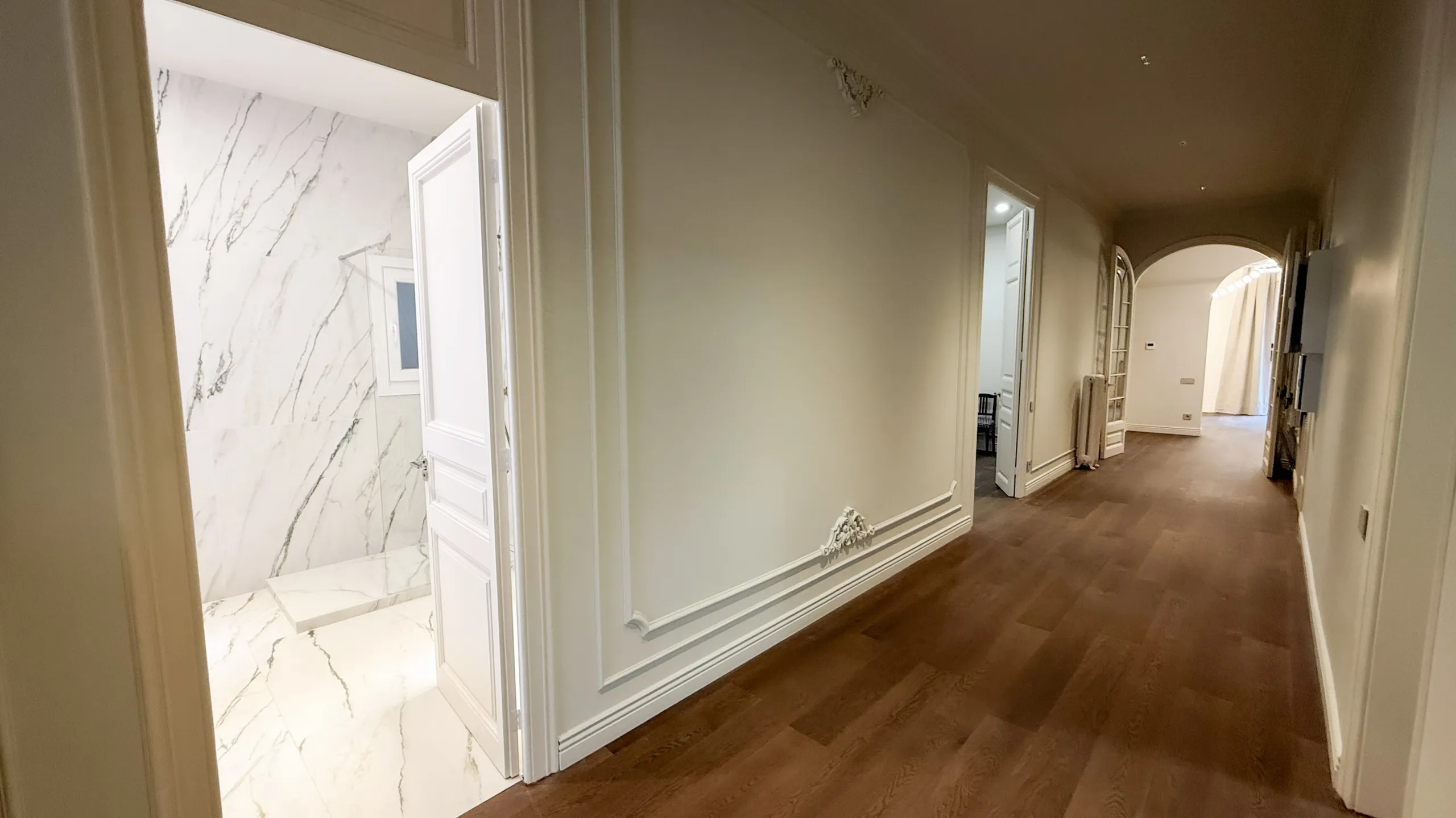 Luxury Apartment in Eixample, Barcelona — Italian Style and Historic Chic