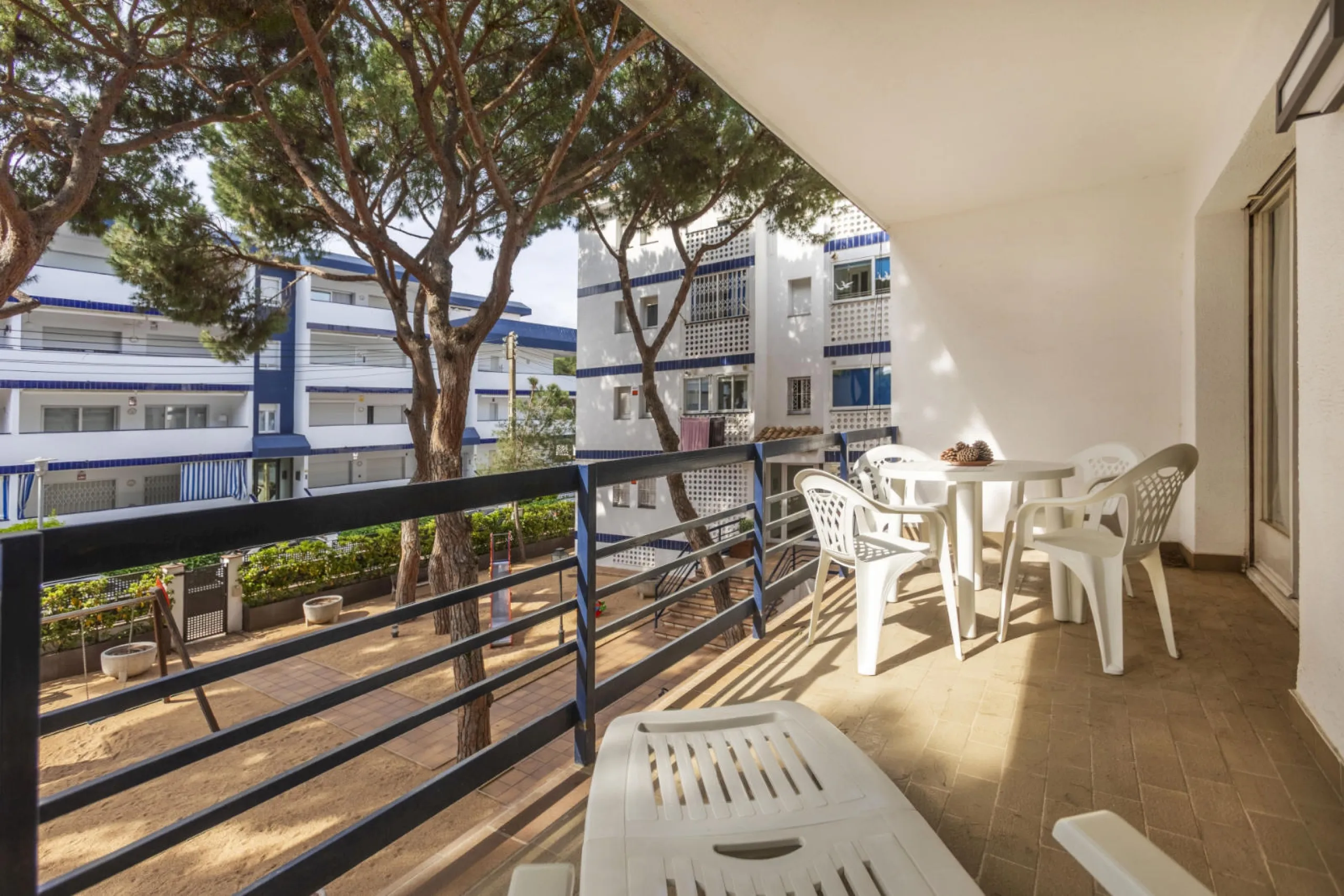 Piso con dos soleadas terrazas a solo 50 metros de la playa en Platja d’Aro, Costa Brava