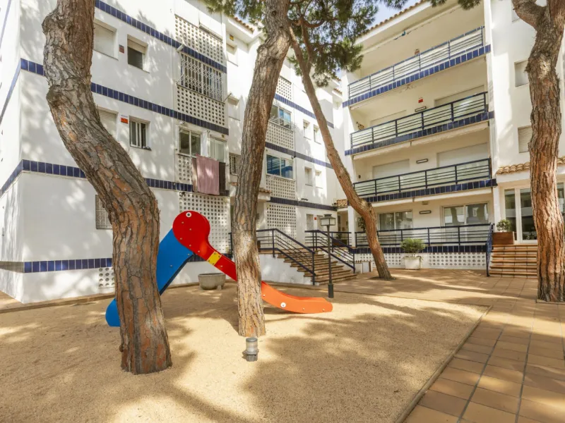 Piso con dos soleadas terrazas a solo 50 metros de la playa en Platja d’Aro, Costa Brava