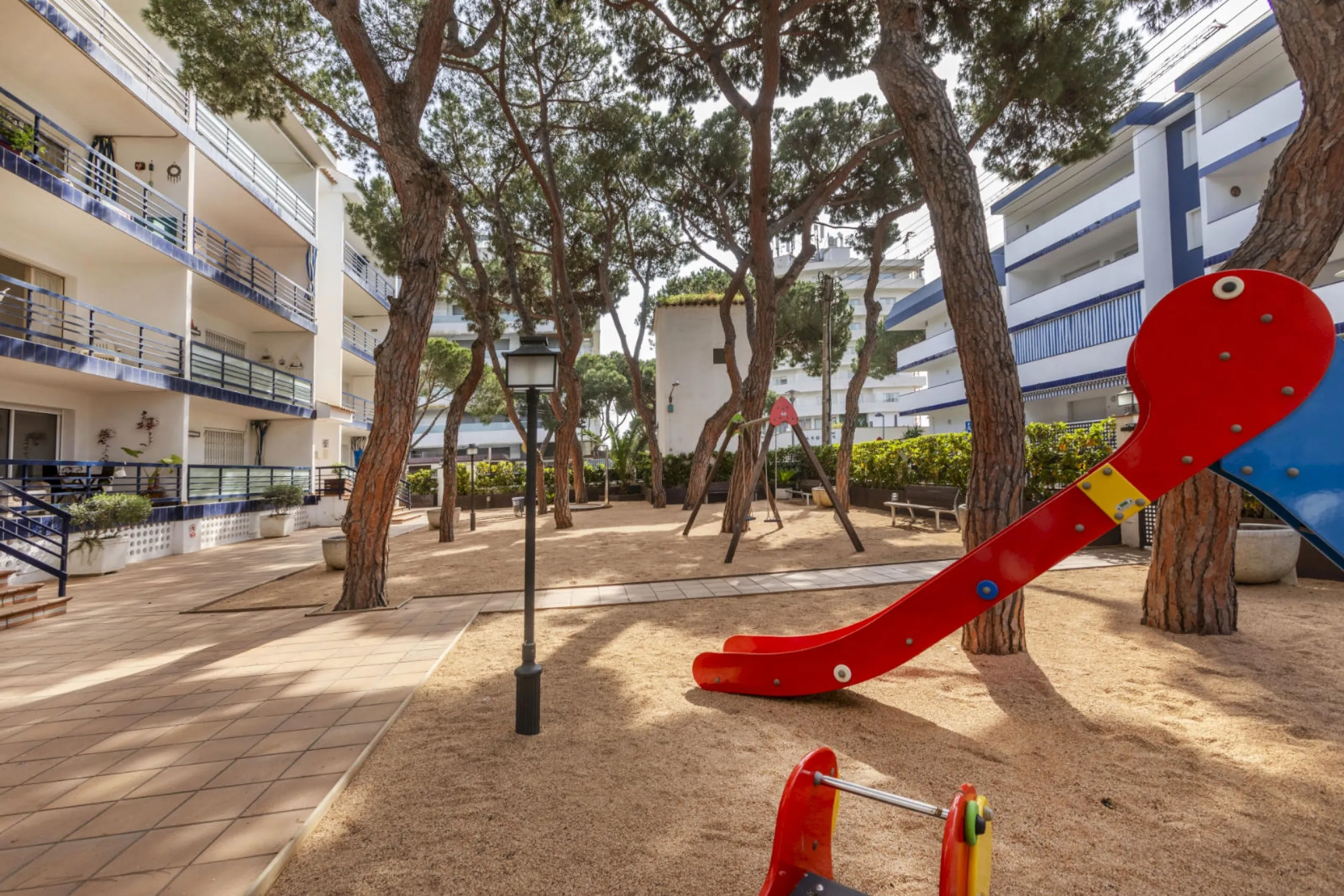 Piso con dos soleadas terrazas a solo 50 metros de la playa en Platja d’Aro, Costa Brava