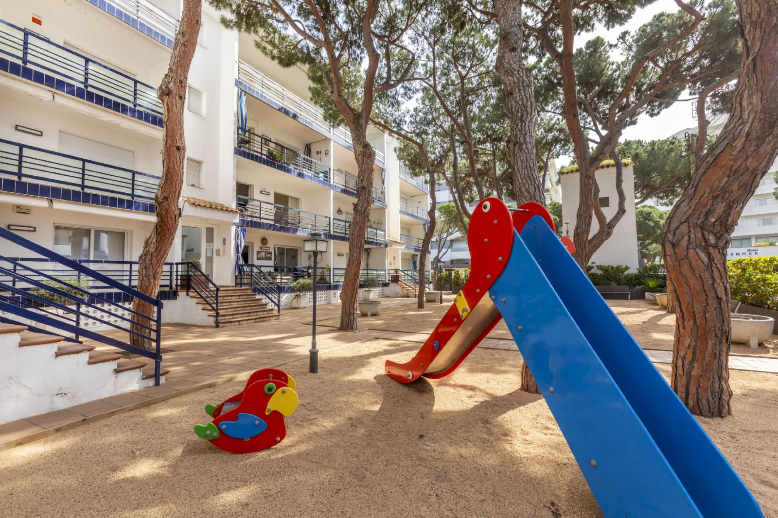 Piso con dos soleadas terrazas a solo 50 metros de la playa en Platja d’Aro, Costa Brava