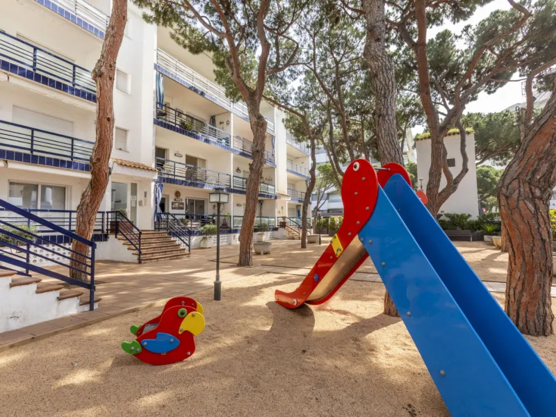 Piso con dos soleadas terrazas a solo 50 metros de la playa en Platja d’Aro, Costa Brava