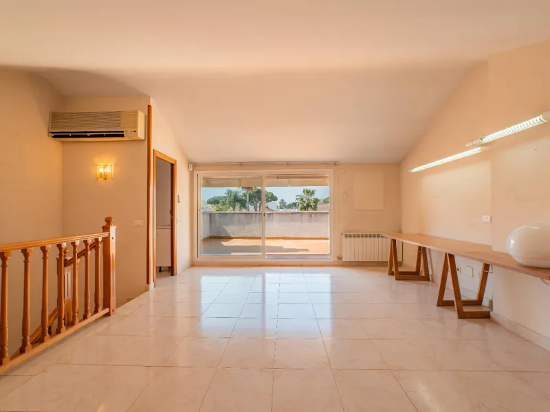 Luxury Seaside Townhouse in Vilassar de Mar, Barcelona