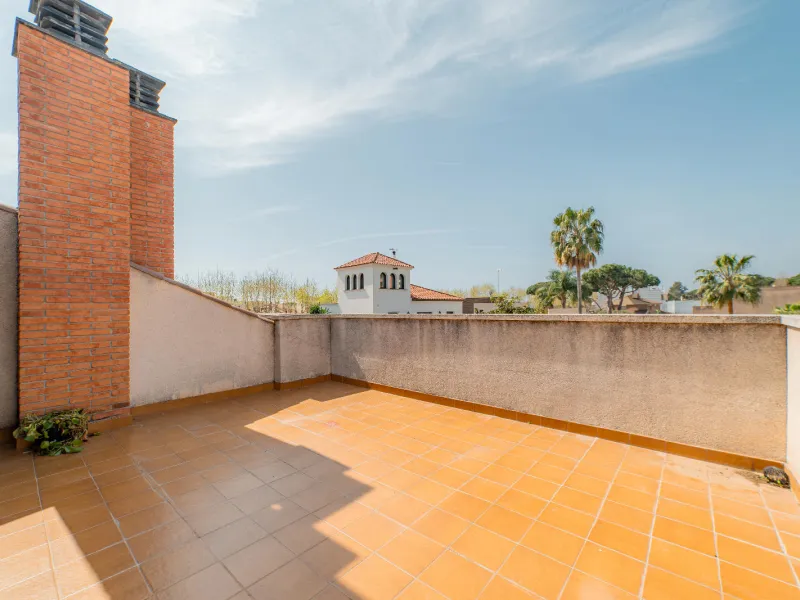 Luxury Seaside Townhouse in Vilassar de Mar, Barcelona