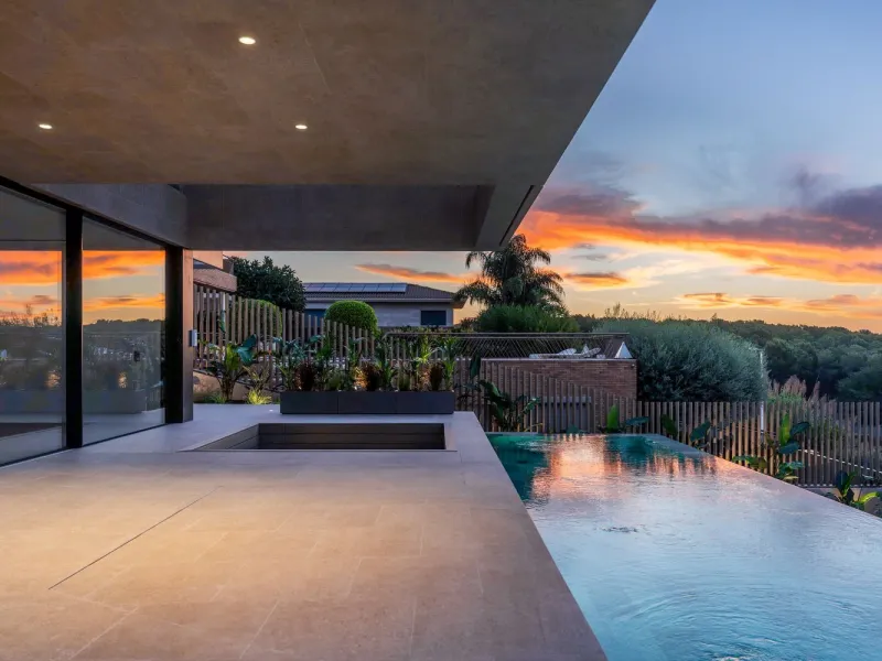 Move-In Ready Luxury Villa in Teia