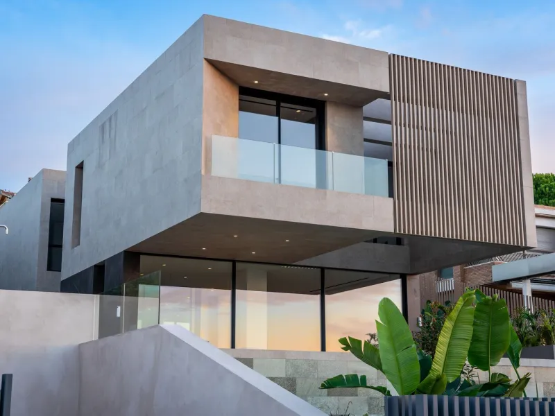 Move-In Ready Luxury Villa in Teia