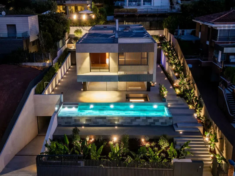 Move-In Ready Luxury Villa in Teia