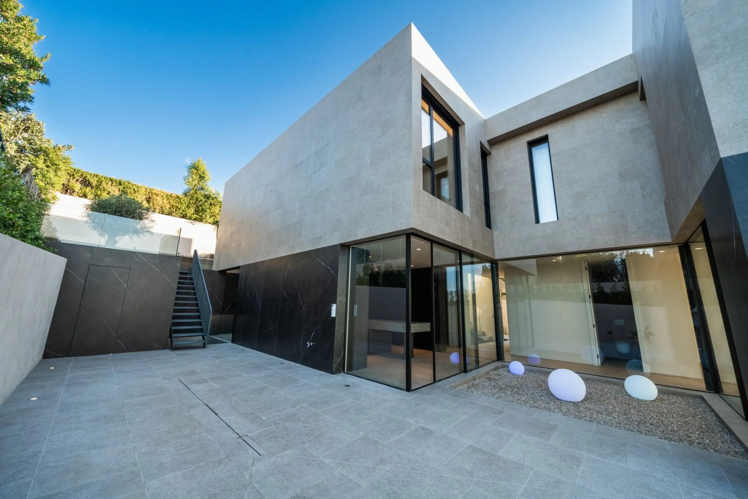 Move-In Ready Luxury Villa in Teia