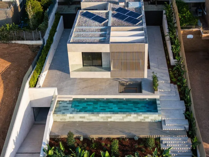 Move-In Ready Luxury Villa in Teia