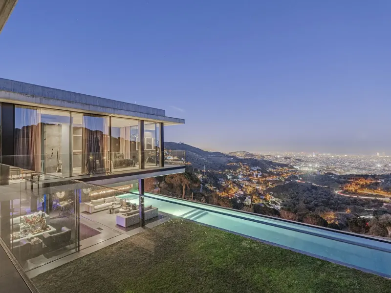 Exclusive Luxury Designer Villa with Panoramic Views in Barcelona’s Prestigious Sarria District
