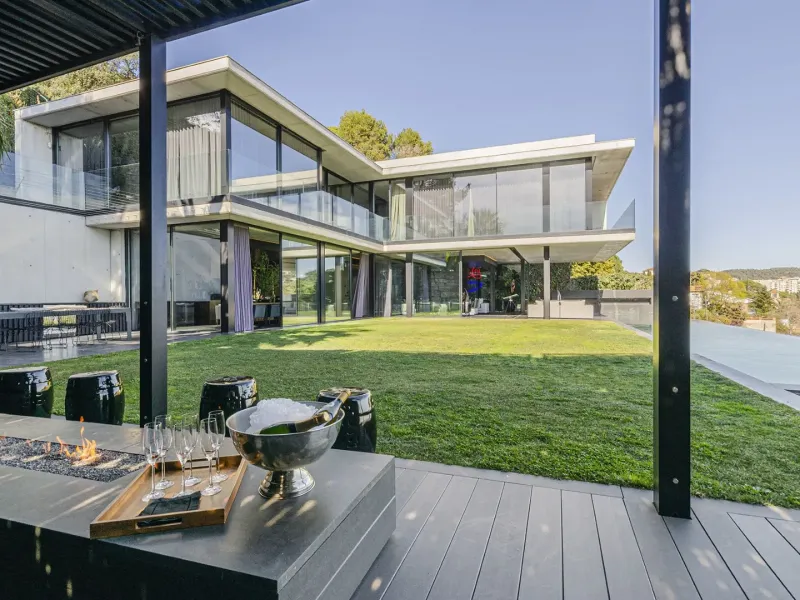 Exclusive Luxury Designer Villa with Panoramic Views in Barcelona’s Prestigious Sarria District