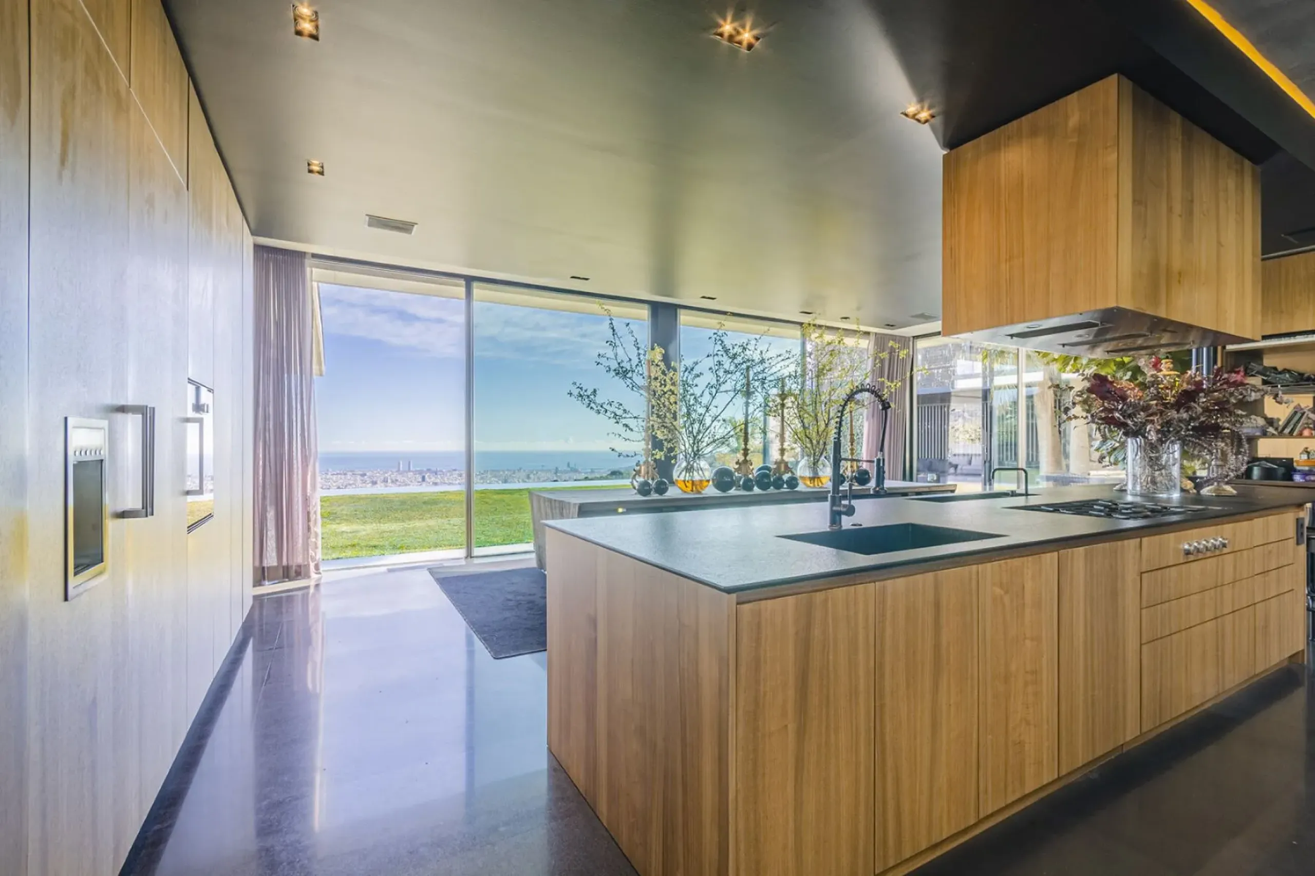 Exclusive Luxury Designer Villa with Panoramic Views in Barcelona’s Prestigious Sarria District