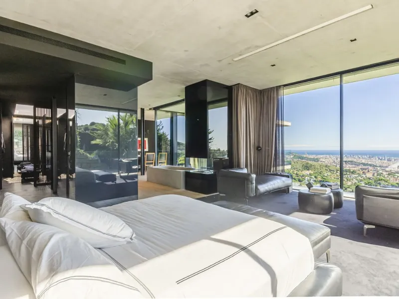 Exclusive Luxury Designer Villa with Panoramic Views in Barcelona’s Prestigious Sarria District