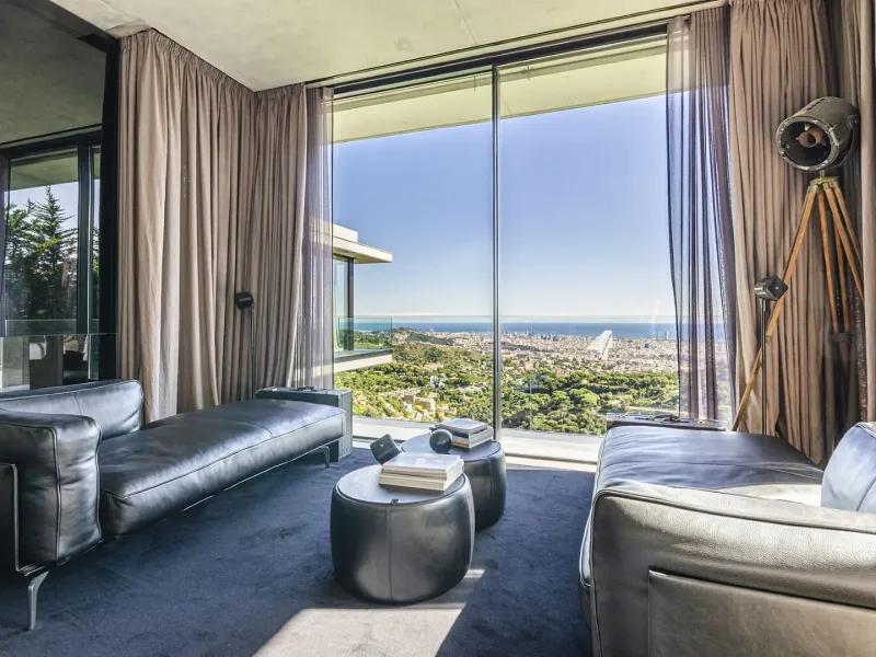 Exclusive Luxury Designer Villa with Panoramic Views in Barcelona’s Prestigious Sarria District