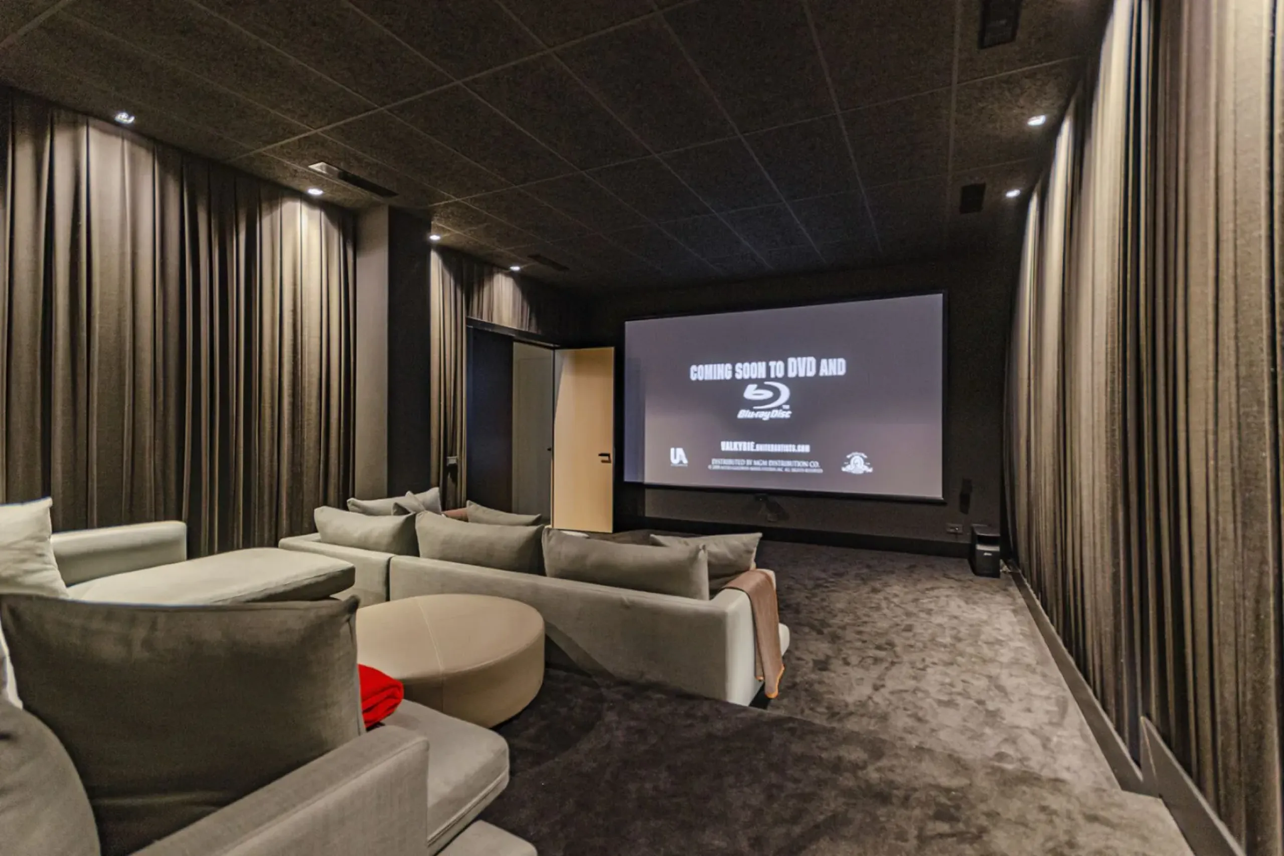 Exclusive Luxury Designer Villa with Panoramic Views in Barcelona’s Prestigious Sarria District