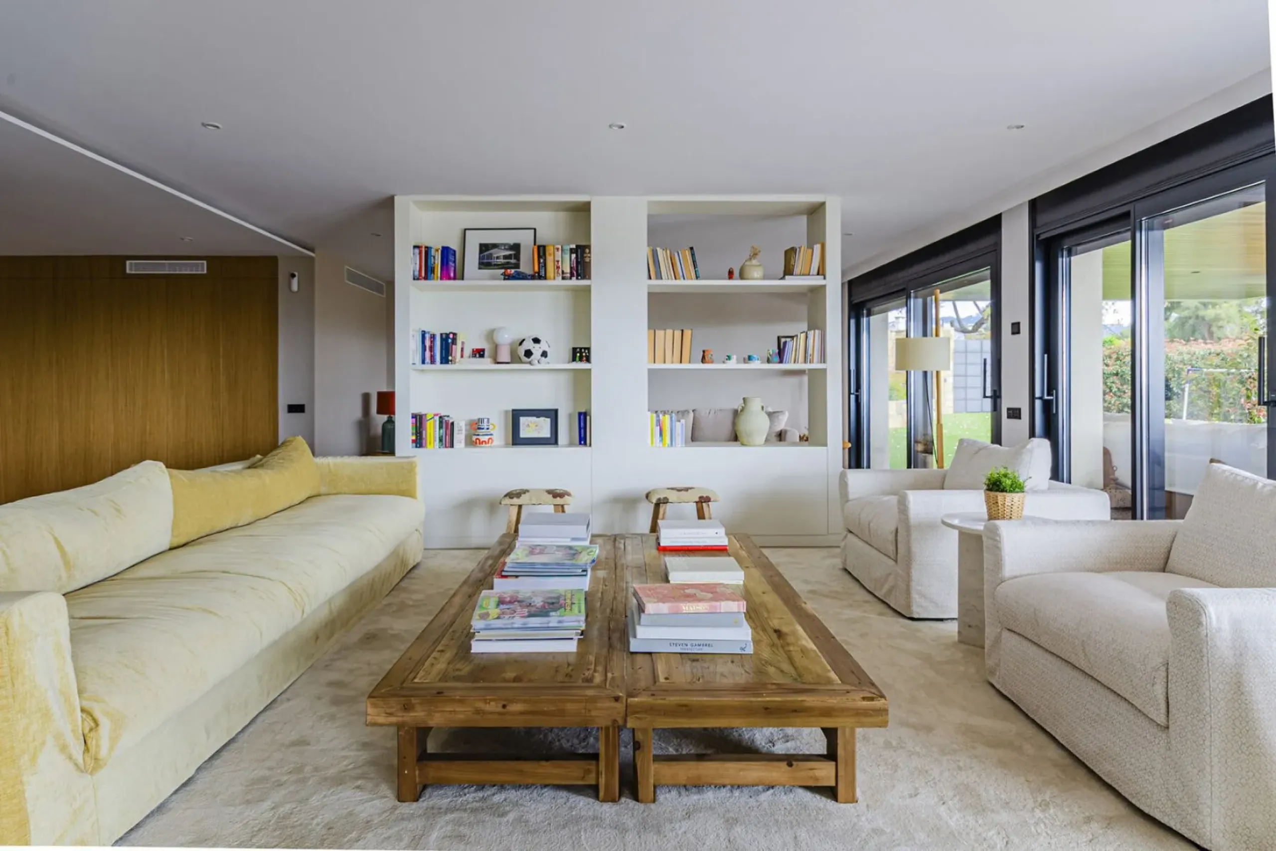 Exclusive Luxury Villa with Panoramic Sea and City Views in the Prestigious Pedralbes District, Barcelona