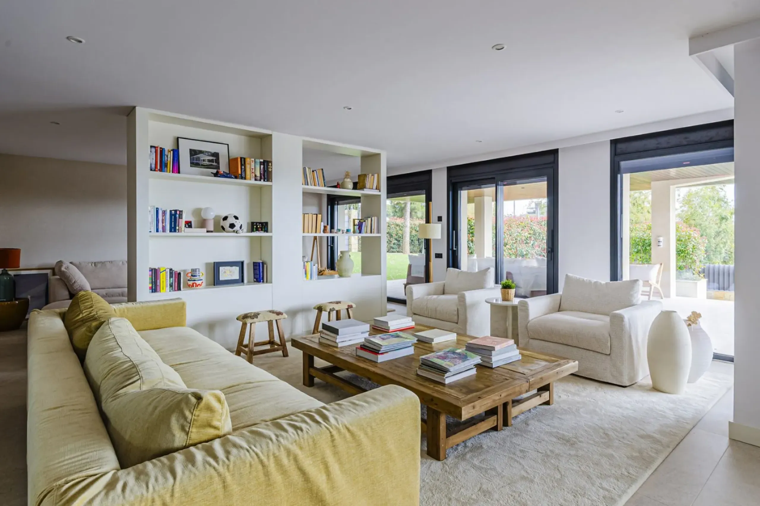 Exclusive Luxury Villa with Panoramic Sea and City Views in the Prestigious Pedralbes District, Barcelona