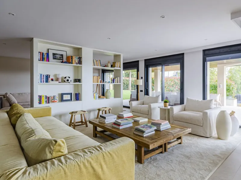 Exclusive Luxury Villa with Panoramic Sea and City Views in the Prestigious Pedralbes District, Barcelona