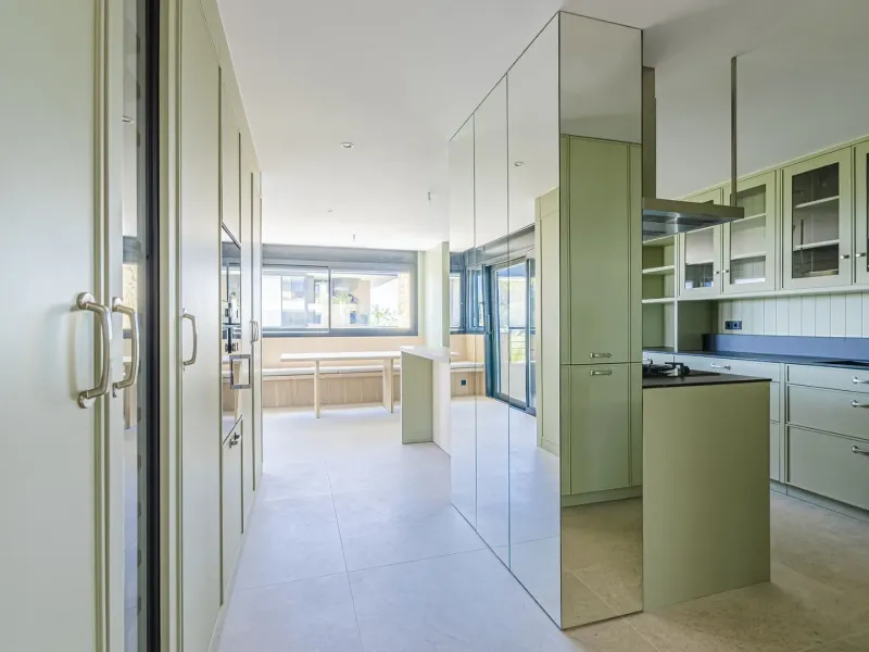 Exclusive Luxury Villa with Panoramic Sea and City Views in the Prestigious Pedralbes District, Barcelona
