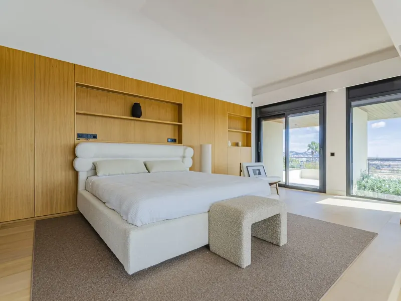 Exclusive Luxury Villa with Panoramic Sea and City Views in the Prestigious Pedralbes District, Barcelona