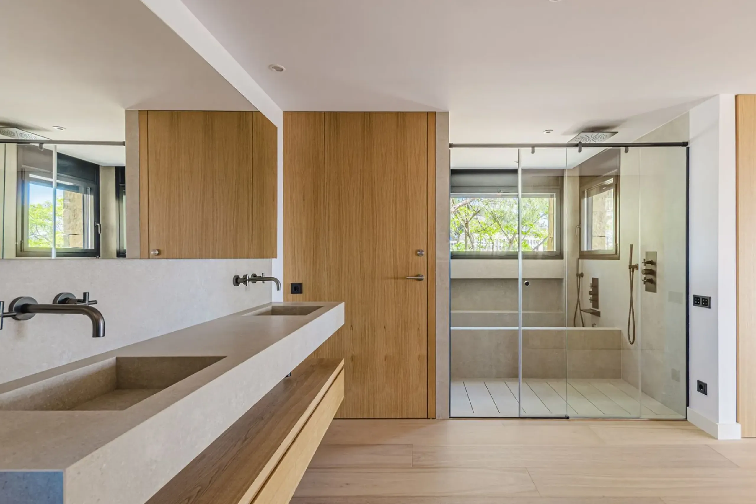 Exclusive Luxury Villa with Panoramic Sea and City Views in the Prestigious Pedralbes District, Barcelona