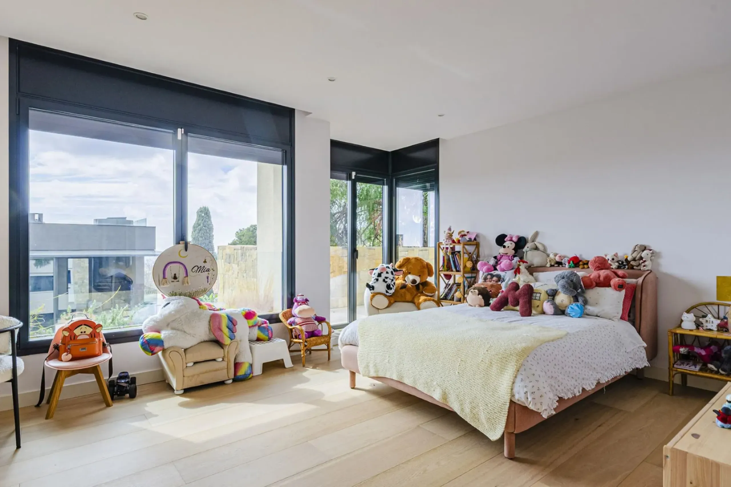 Exclusive Luxury Villa with Panoramic Sea and City Views in the Prestigious Pedralbes District, Barcelona