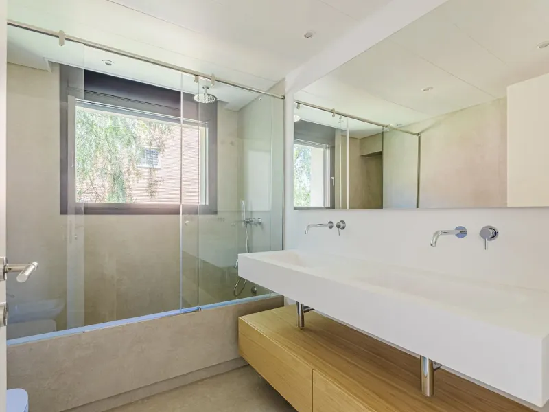 Exclusive Luxury Villa with Panoramic Sea and City Views in the Prestigious Pedralbes District, Barcelona