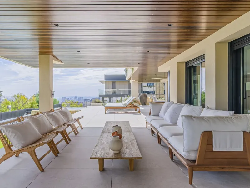 Exclusive Luxury Villa with Panoramic Sea and City Views in the Prestigious Pedralbes District, Barcelona