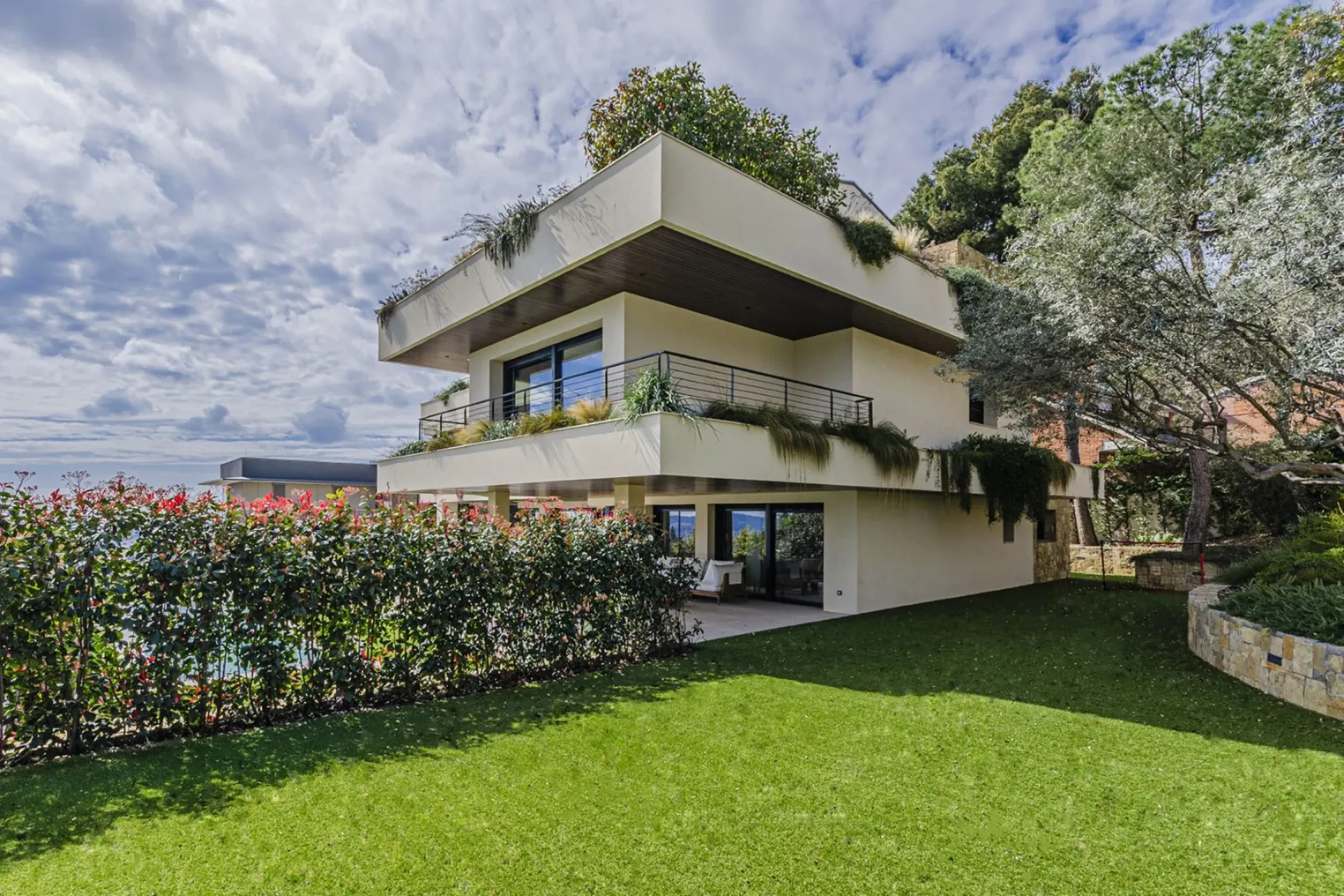 Exclusive Luxury Villa with Panoramic Sea and City Views in the Prestigious Pedralbes District, Barcelona