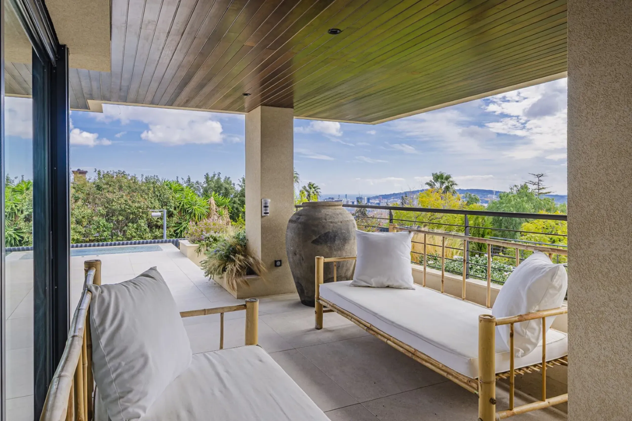 Exclusive Luxury Villa with Panoramic Sea and City Views in the Prestigious Pedralbes District, Barcelona