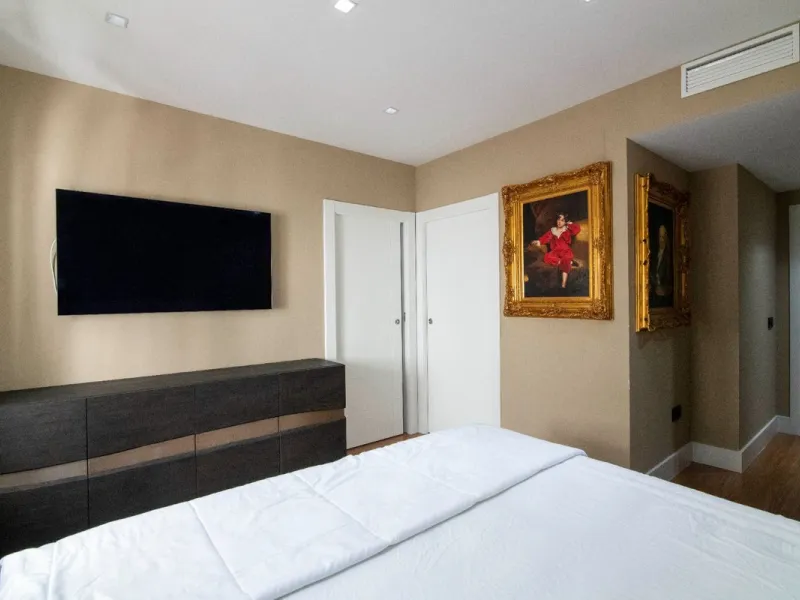 Apartment - Middle Floor Apartment в продаже в Marbella, Málaga. В доме 3 спален и 3 ванных комнат. Площадь дома 173 м²