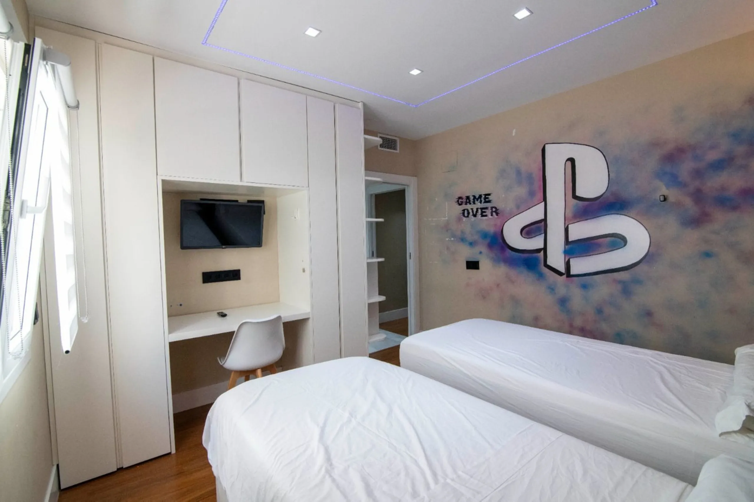 Apartment - Middle Floor Apartment в продаже в Marbella, Málaga. В доме 3 спален и 3 ванных комнат. Площадь дома 173 м²